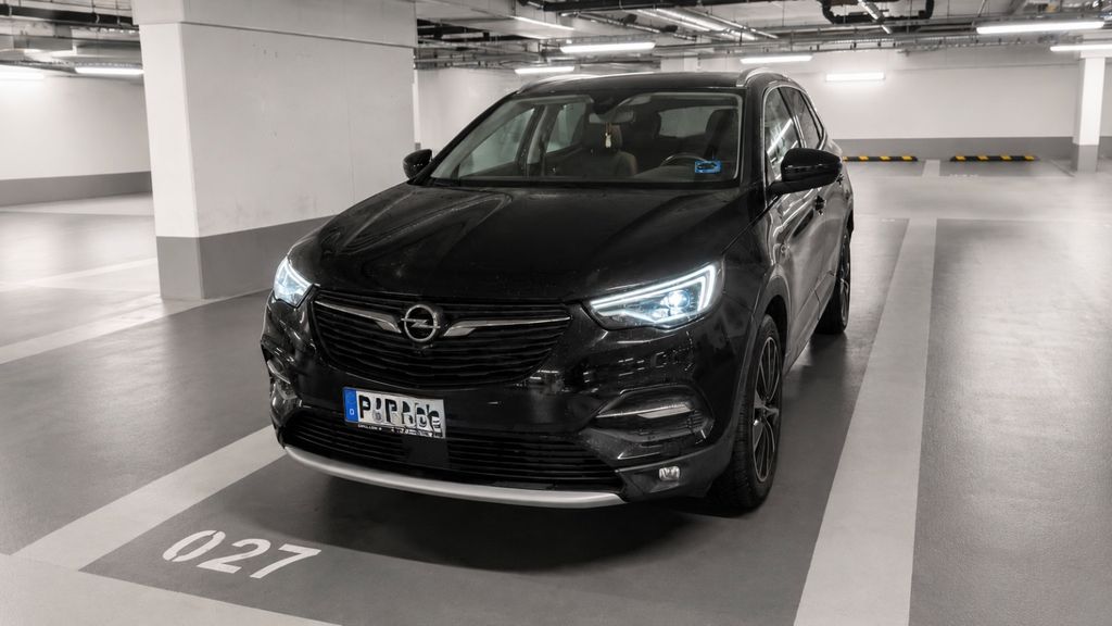 Opel Grandland (X) 73.000 km 18.000 &euro; Frankfurt am Main 60316