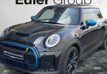 Mini Cooper SE 49.551 km 18.299 &euro; Frankfurt 60314