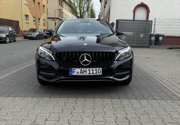 Mercedes-Benz C 250 221.000 km 13.500 &euro; Frankfurt am Main 65929
