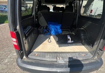 VW Caddy Maxi 199.800 km 4.500 &euro; Frankfurt 65931