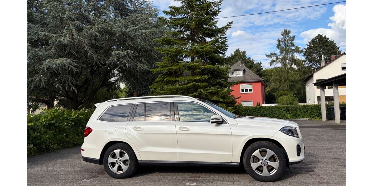 Mercedes-Benz GLS 350 365.000 km 15.900 &euro; Frankfurt Am Main 65931