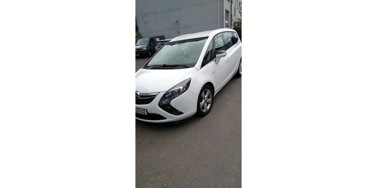 Opel Zafira Tourer 220.000 km 4.300 &euro; Rodenbach 63517