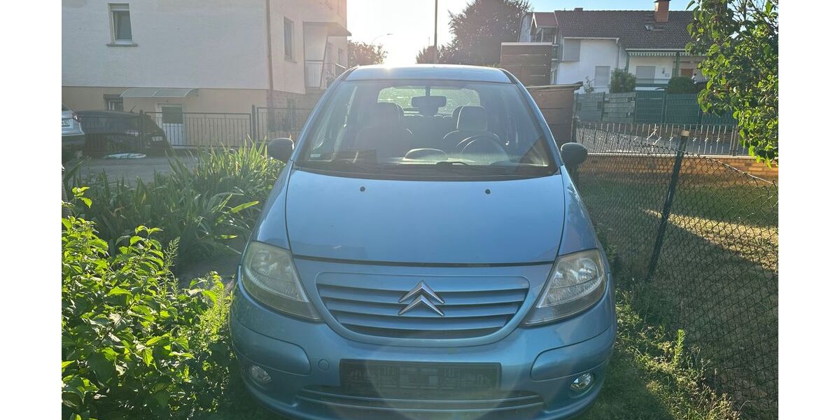 Citroen C3 108.000 km 629 &euro; Karben 61184