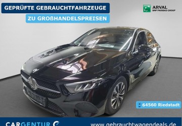 Mercedes-Benz A 180 42.675 km 24.690 &euro; Frankfurt 60596